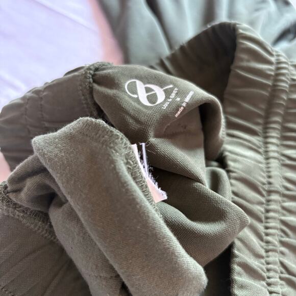 Lou & Grey Luvstretch women's sz Medium wide leg pants pull on sage green casual - Picture 5 of 6